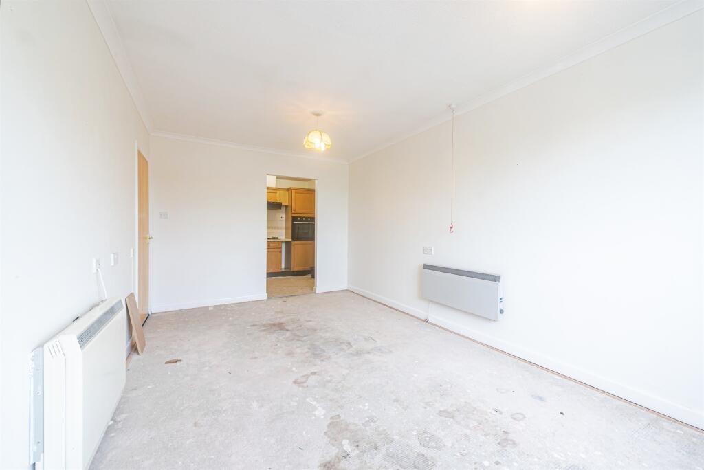Apartment in South Oxfordshire, Didcot - More