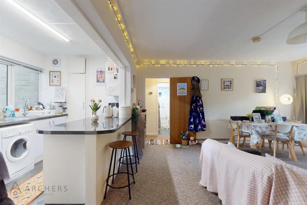 Apartment in Sheffield - View 4