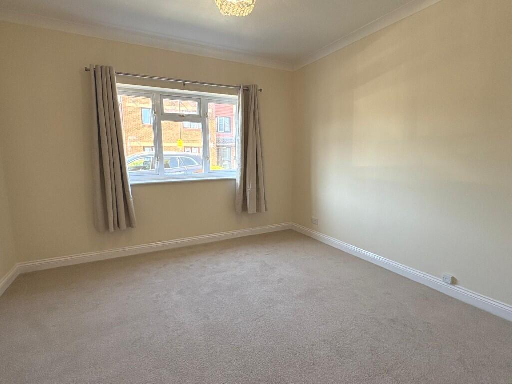 Whitworth Road, Southampton, Hampshire, SO18 photo 5