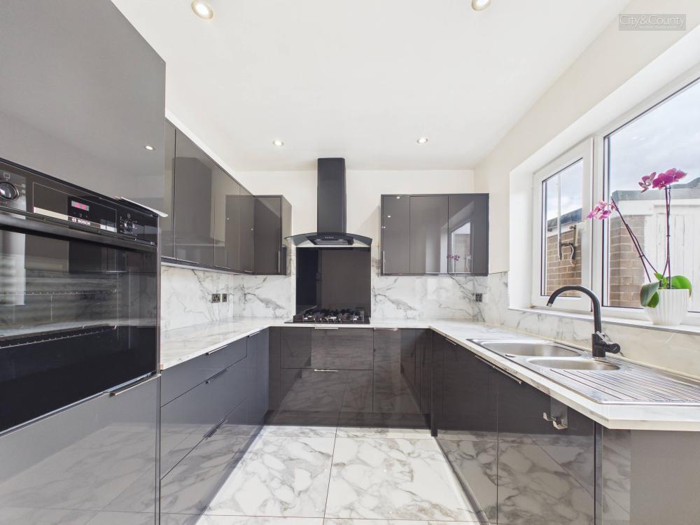 House in Peterborough - View 2