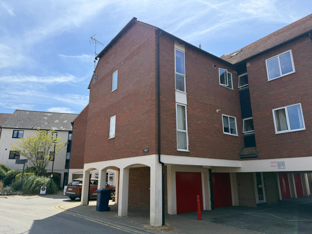 Main image of property: Shakespeare Court, Back Of Avon, GL20