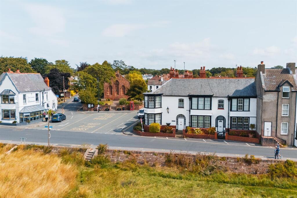 The Parade, Parkgate, Neston, Cheshire photo 3