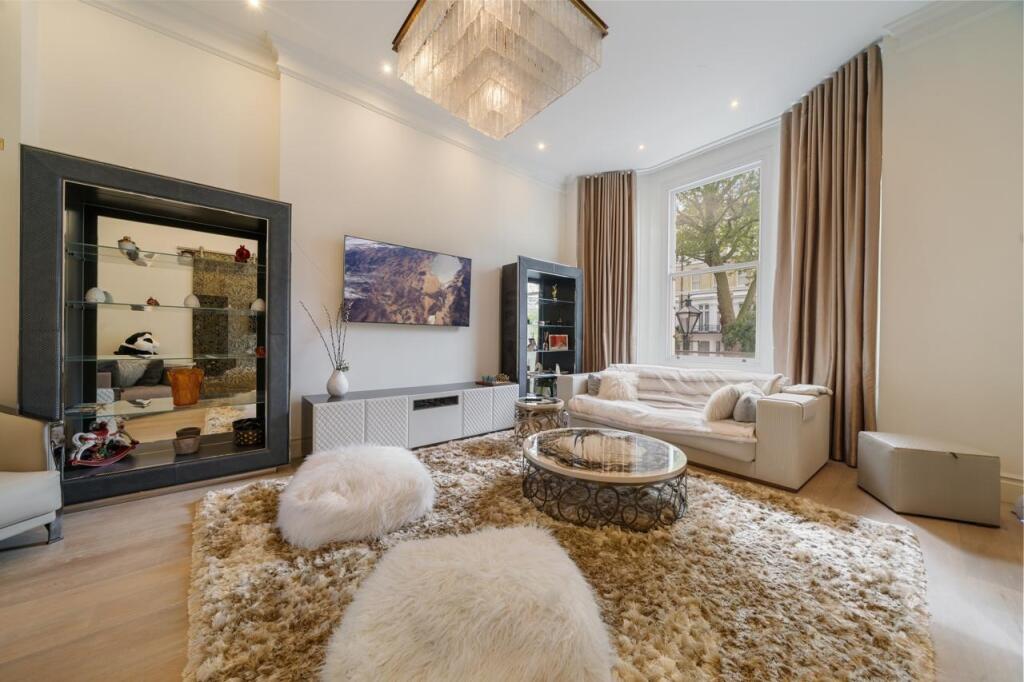 Main image of property: Inverness Gardens, Kensington and Chelsea, W8