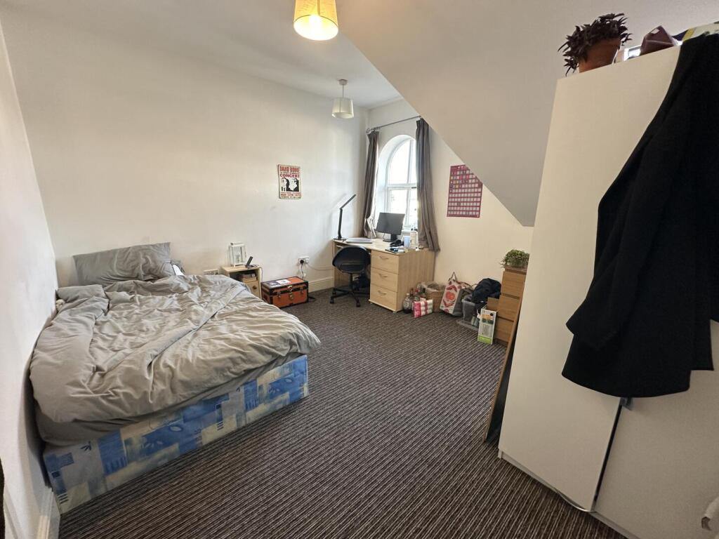 Main image of property: Denison Road, Victoria Park, £130pppw