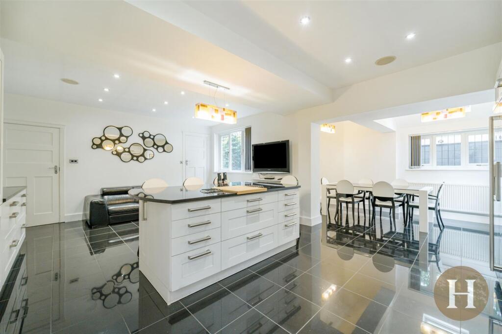 House in Birmingham, The Calthorpe Estate, Harborne - View 5