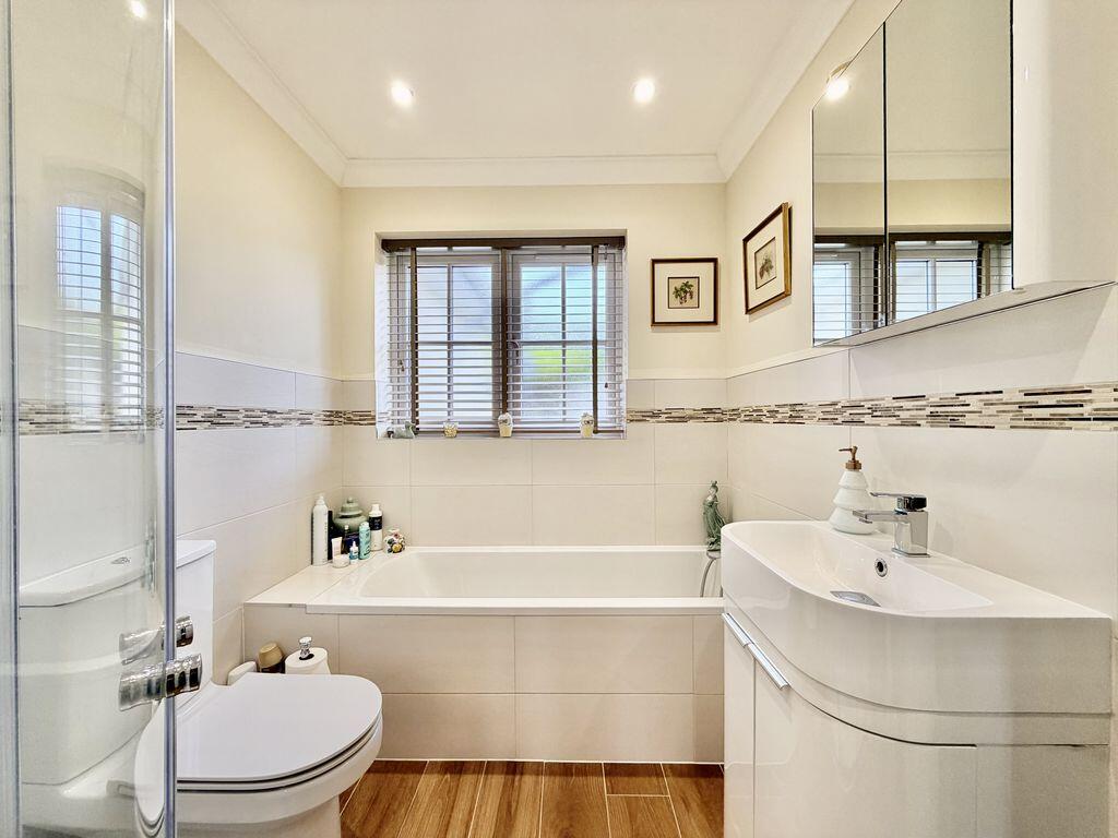 House in Hemel Hempstead, Chepping Wycombe - View 3