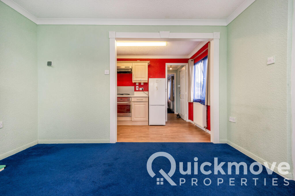 House in Pavenham, Bedford - View 5