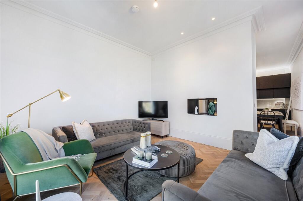 Cavendish Place, Cavendish Road, Bowdon, WA14 photo 4