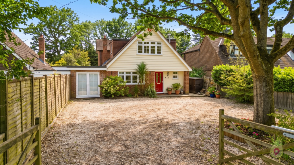 Main image of property: Nash Grove Lane, Finchampstead, Wokingham, Berkshire, RG40