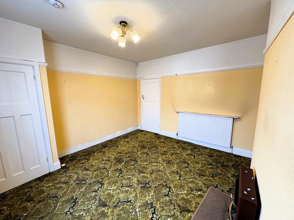Westfield Avenue, Heanor, DE75 photo 3