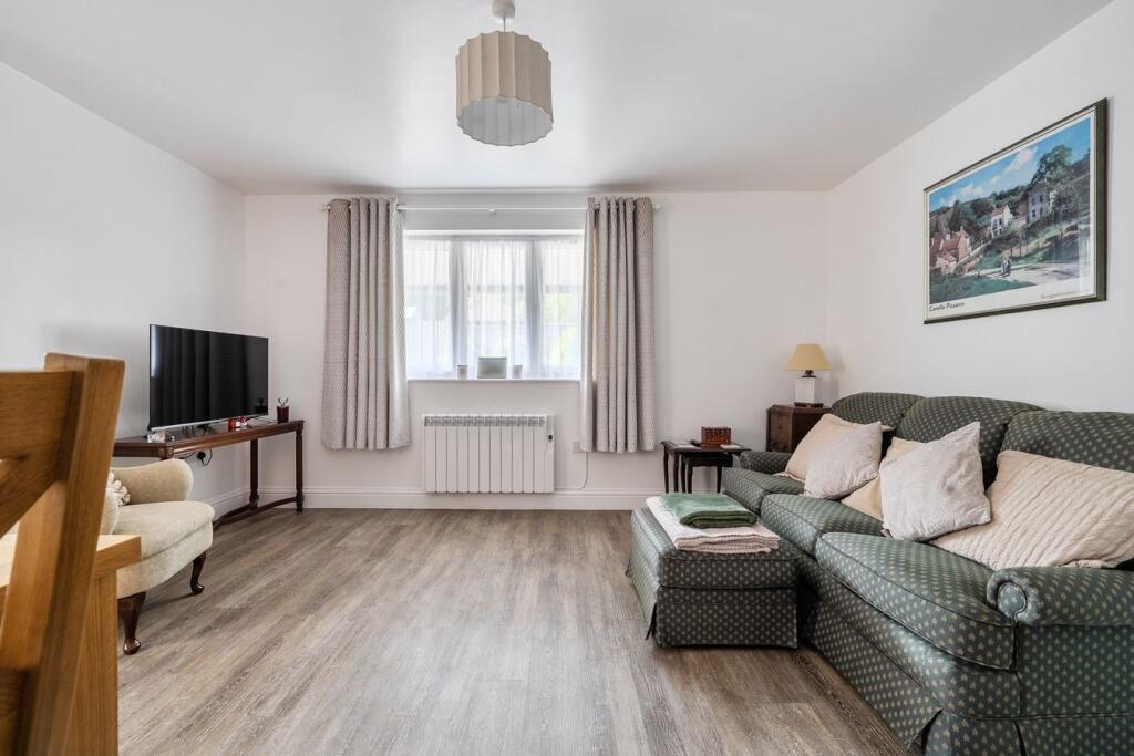 Apartment in Shepton Mallet, Somerset - View 4