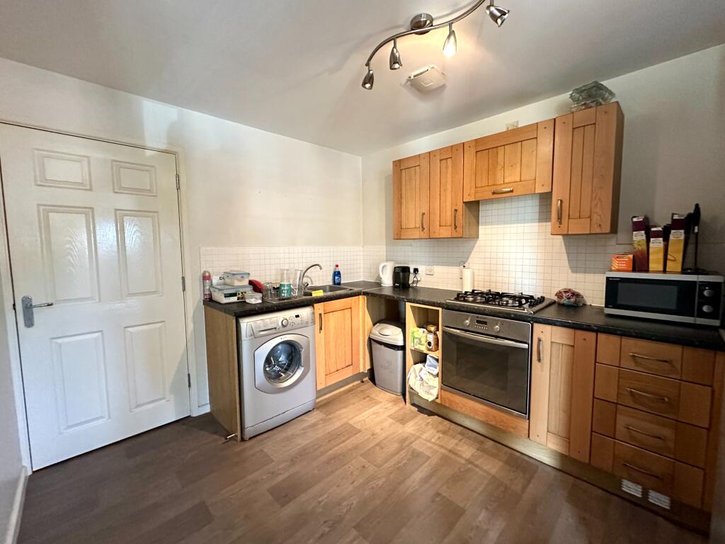 Apartment in Walsall, West Midlands - View 2