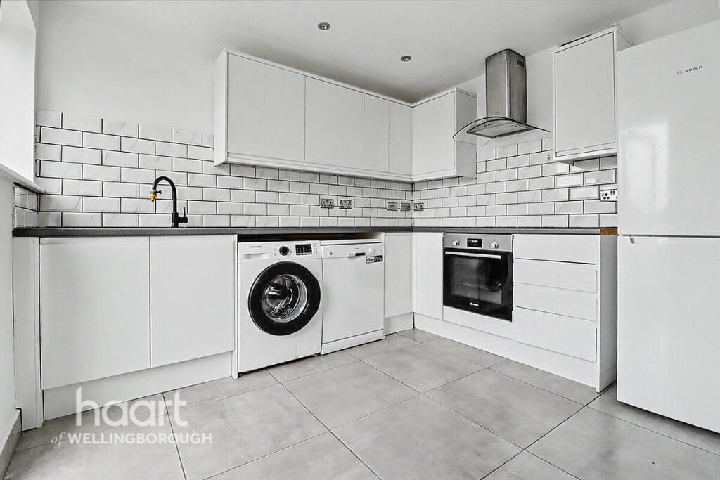 House in Northampton - View 5