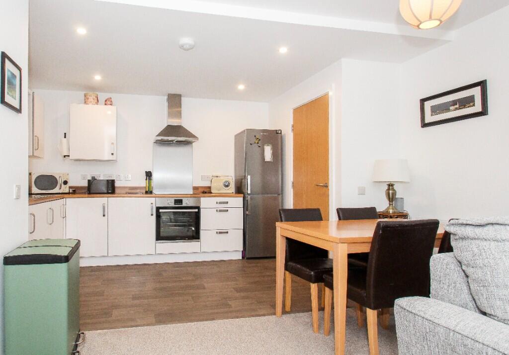 Flat 23, 9 Ferrymuir, Glenforth Court, South Queensferry, Edinburgh, EH30 9BQ - View 4
