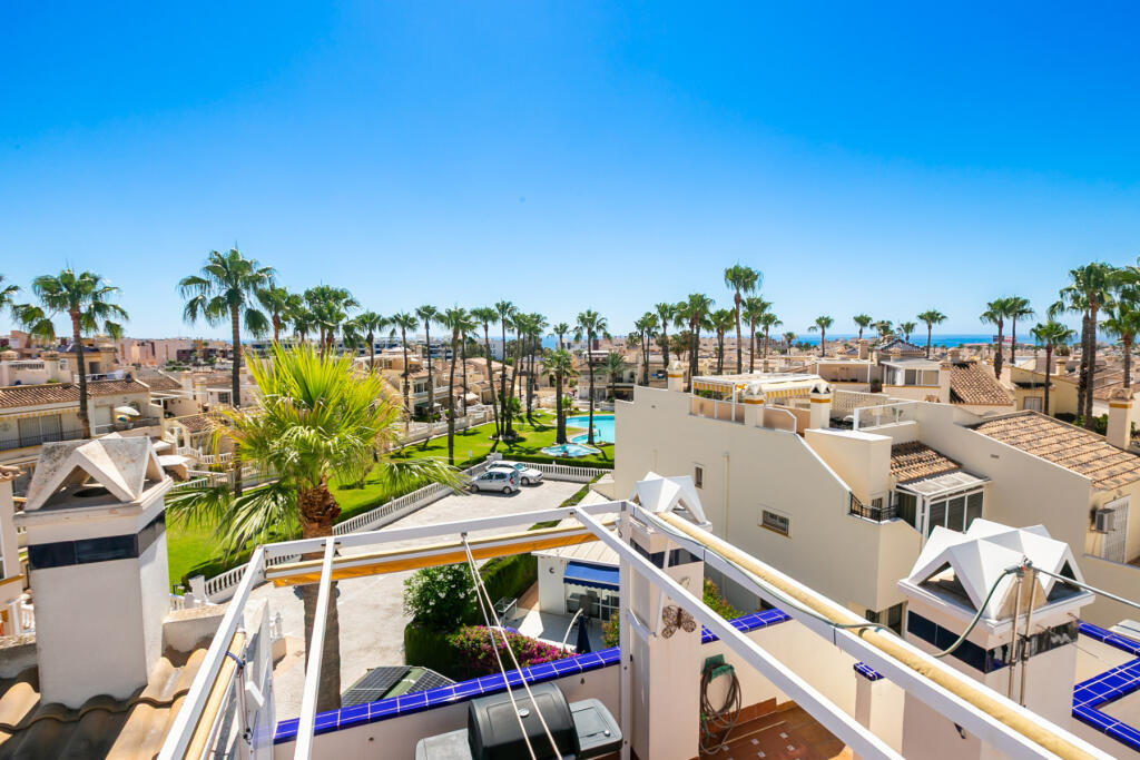 Main image of property: Valencia, Alicante, Playa Flamenca