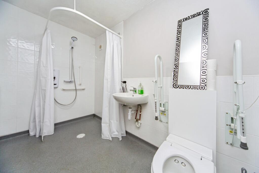 Bramblewood Close, Prenton, CH43 - View 5