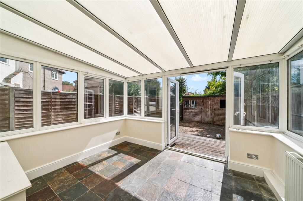 House in Twickenham - View 4