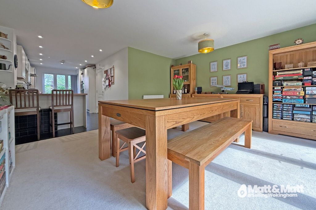 House in Wokingham - View 2