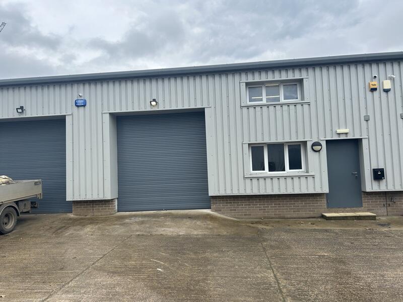 Main image of property: the Old Yard, Logge Farm, West Street, South Petherton, Somerset, TA13 5DJ