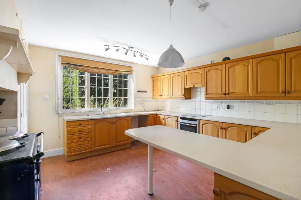 House in Salisbury - View 4