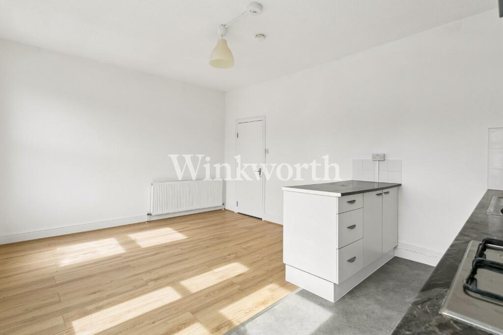 Apartment in London - View 3