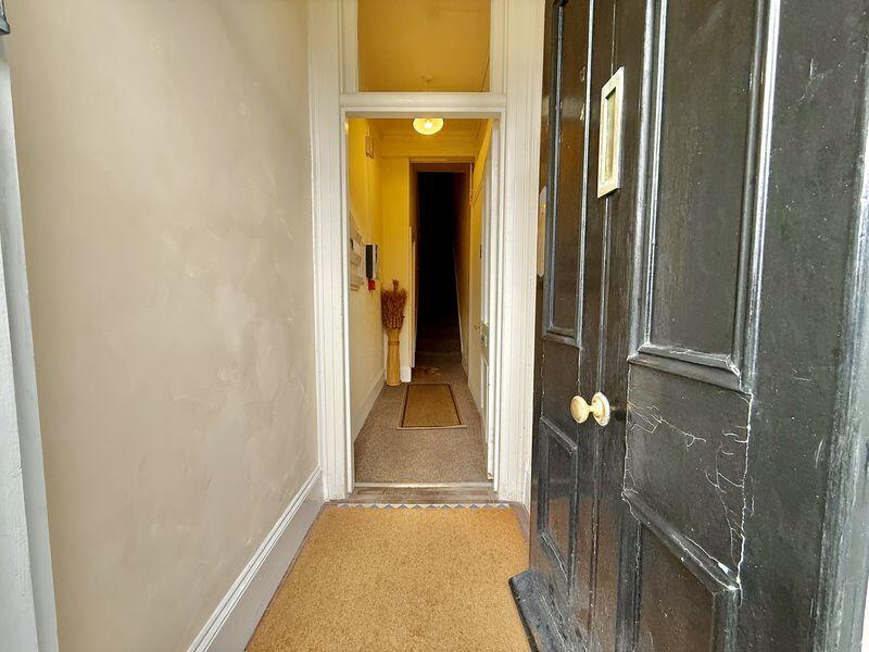 North Road East, Plymouth. Turnkey investment 4 self-contained flats, prime central location producing approx  £33,250pa photo 3