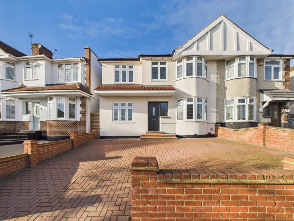 4-bed semi-detached on Penhill Road, Bexley, Kent, DA5, £650,000