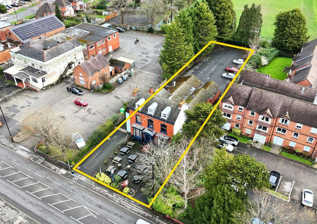 M22 - Pavillions, Kings Heath (v2).jpg