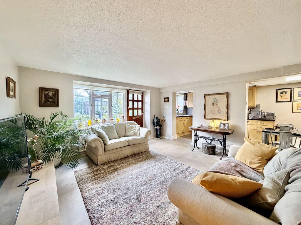 Wooburn Mews - Beautiful Character Property photo 4