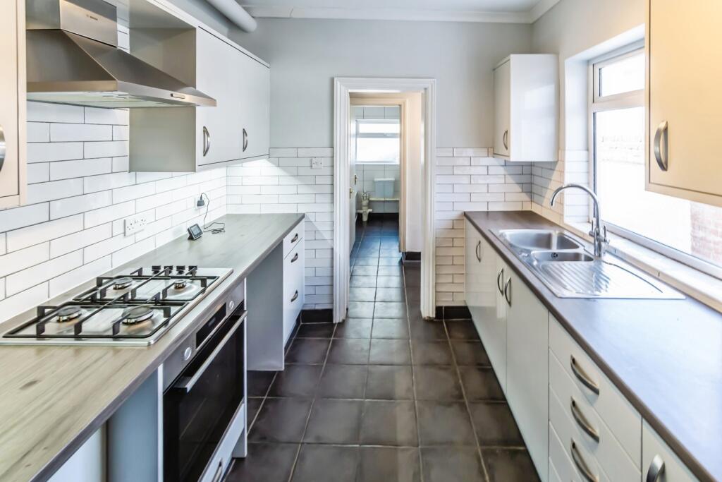 House in London, Broad Green - View 4