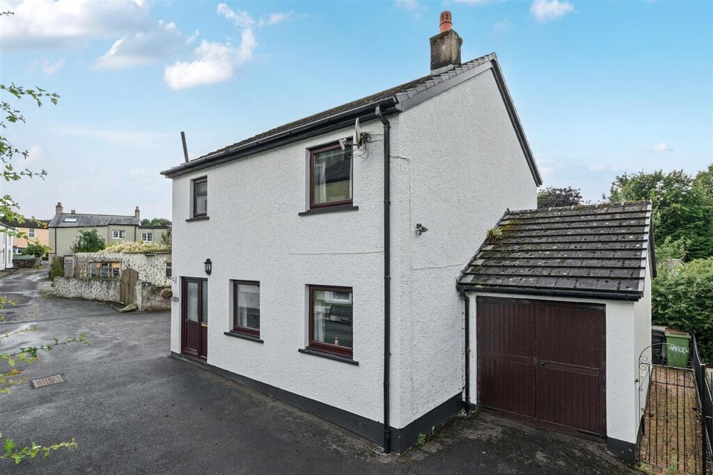 3-bed detached on High Brigham, Brigham, CA13, £235,000