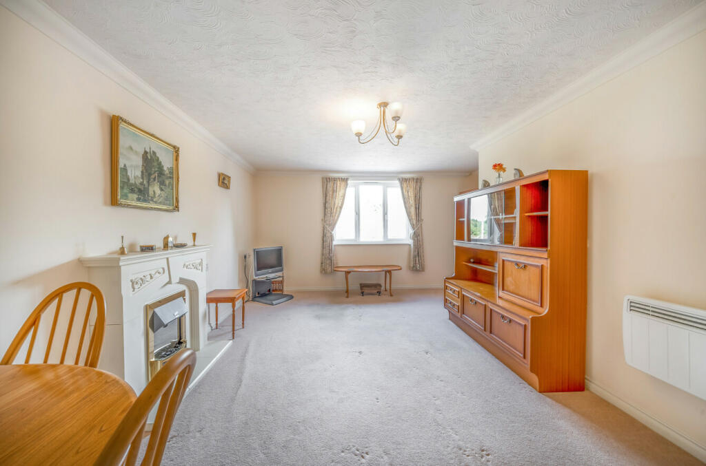 Headley Road, Hindhead, Surrey, GU26 photo 3