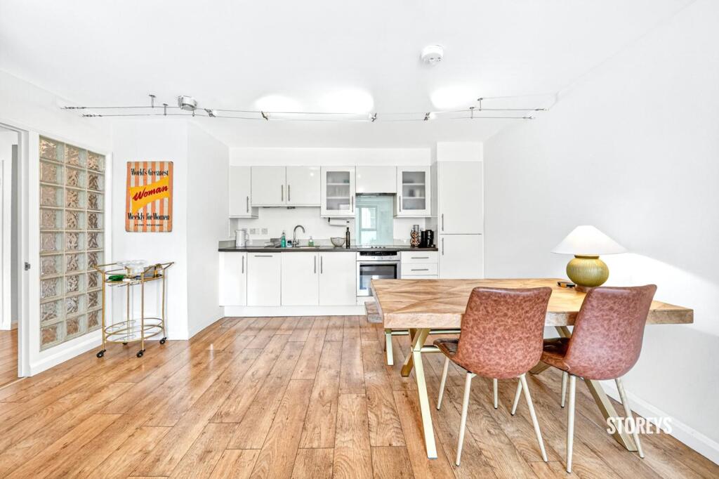 Apartment in London - View 2
