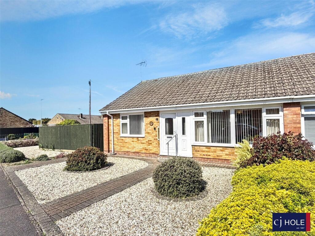 Main image of property: Parkwood Crescent, Hucclecote, Gloucester, GL3