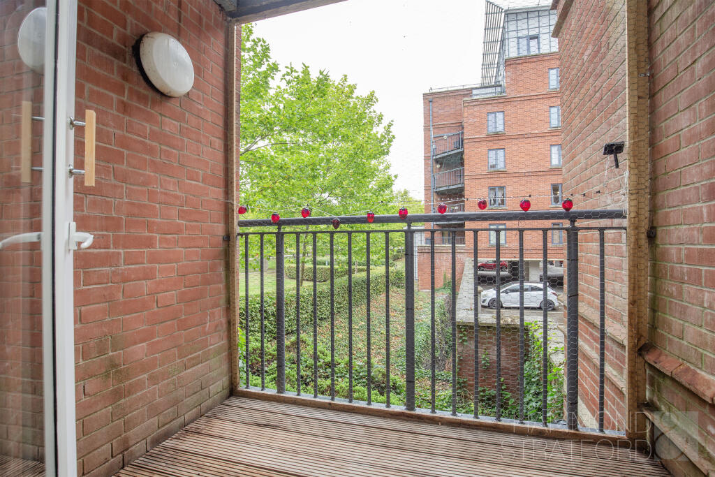 Apartment in Norwich - View 5