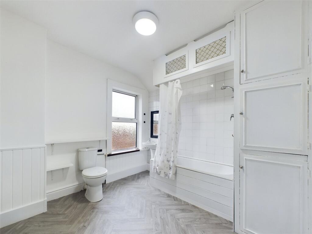 House in Derby - View 5