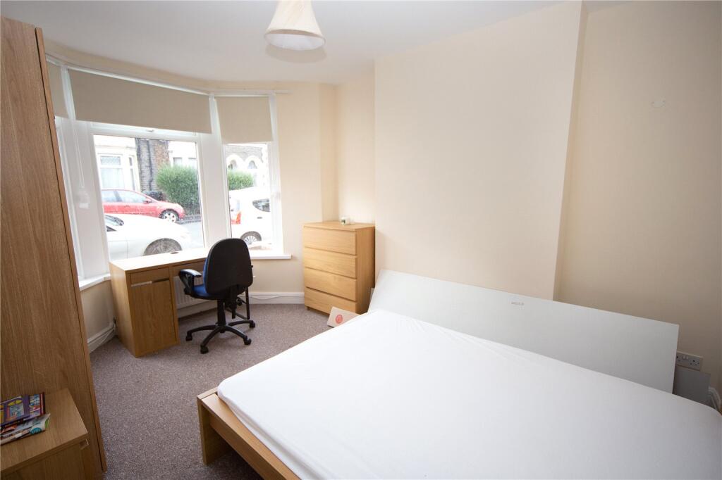 House in Cardiff, Maindy, Cathays - View 2