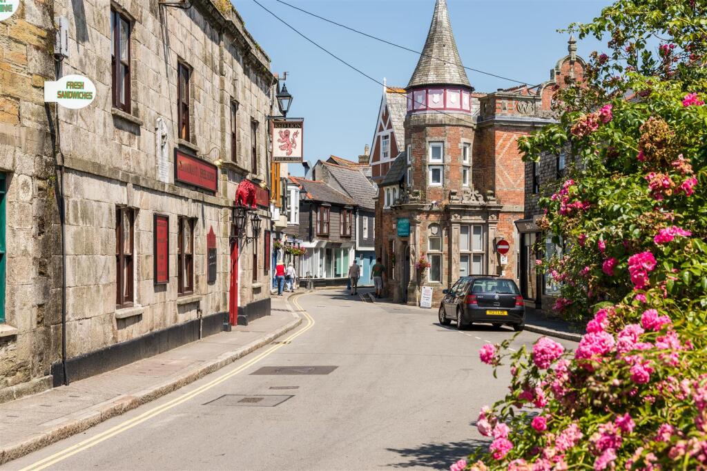 Main image of property: St. Columb Major