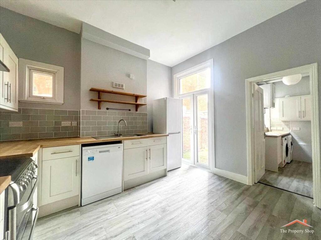 House in London - View 3