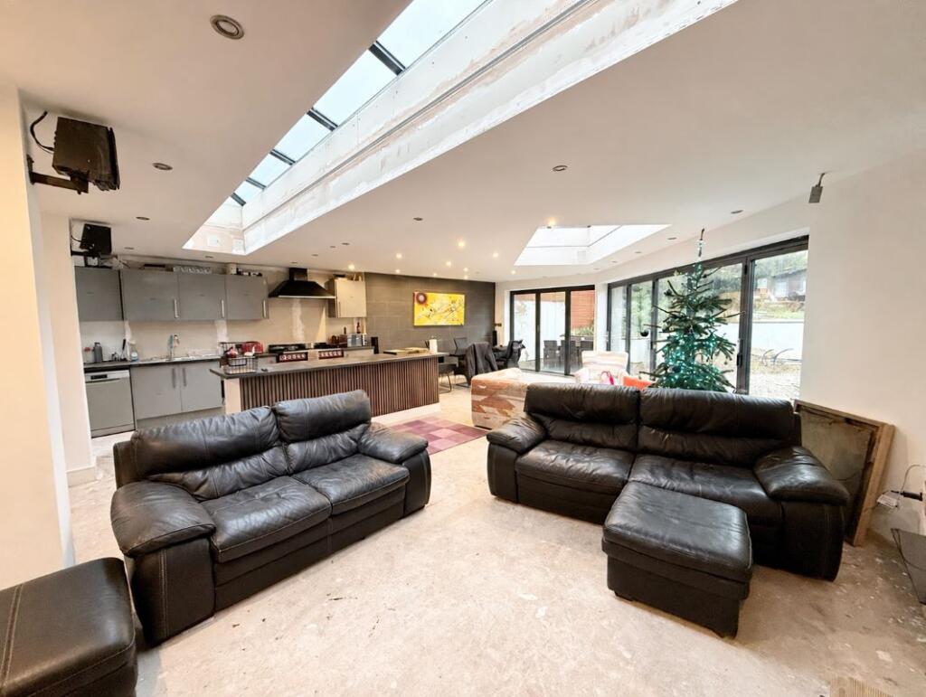 19 Clarence Road, Sutton Coldfield, B74 4AE photo 4