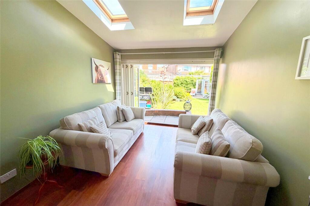 Deepdale Road, Cullercoats, NE30 - More