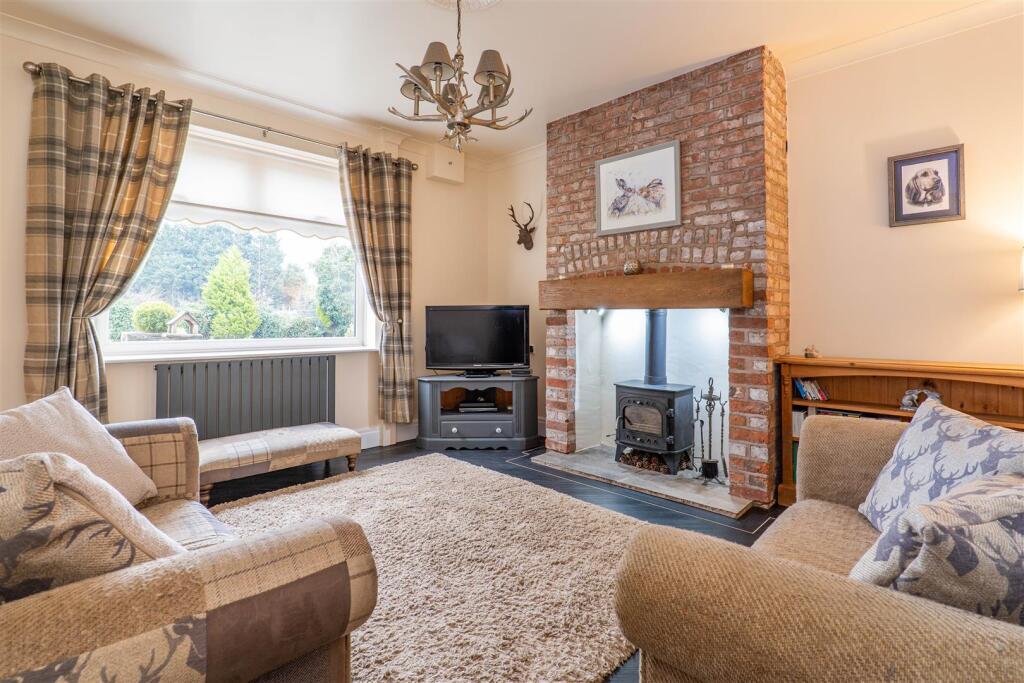 Poplar Avenue, Longton, Preston photo 2