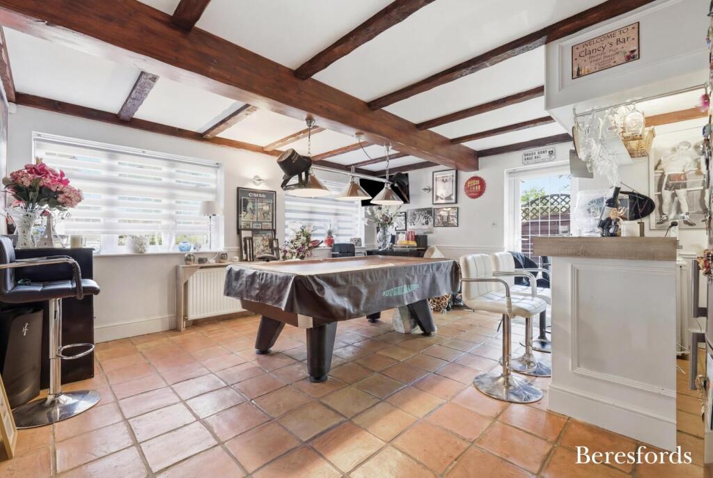 House in London - View 5