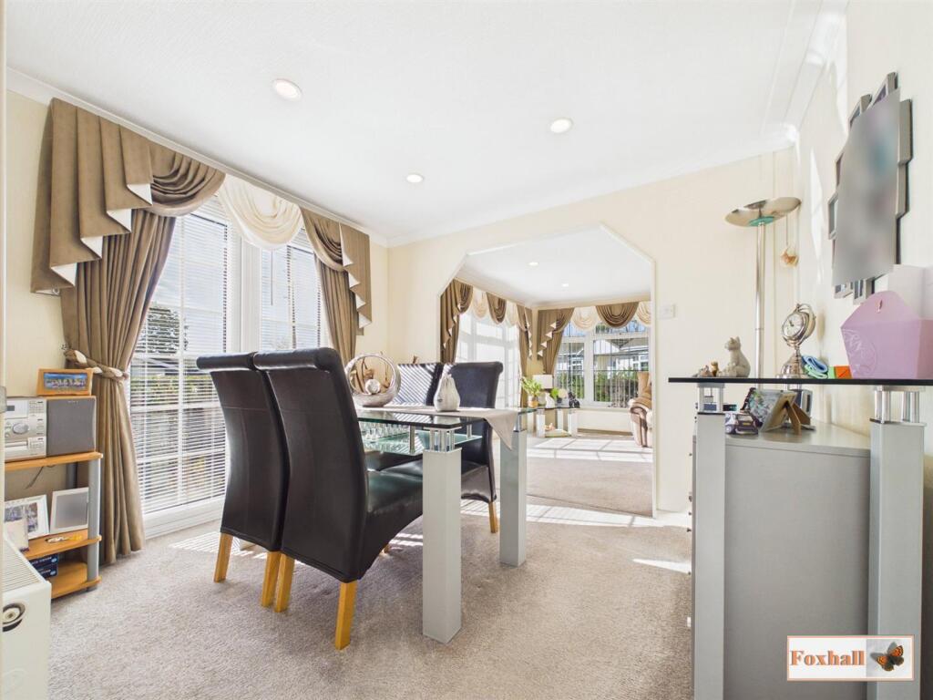 House in Ipswich - View 4