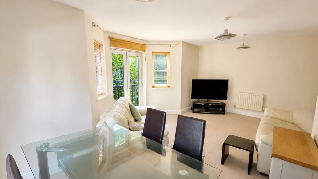Apartment in Gillingham, Medway - View 4