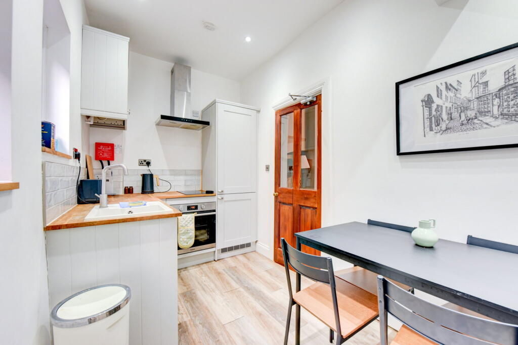 House in Whitby, North Yorkshire - View 5