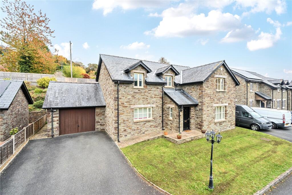 4-bed detached on Cambrian Close, Brecon, Powys, £420,000