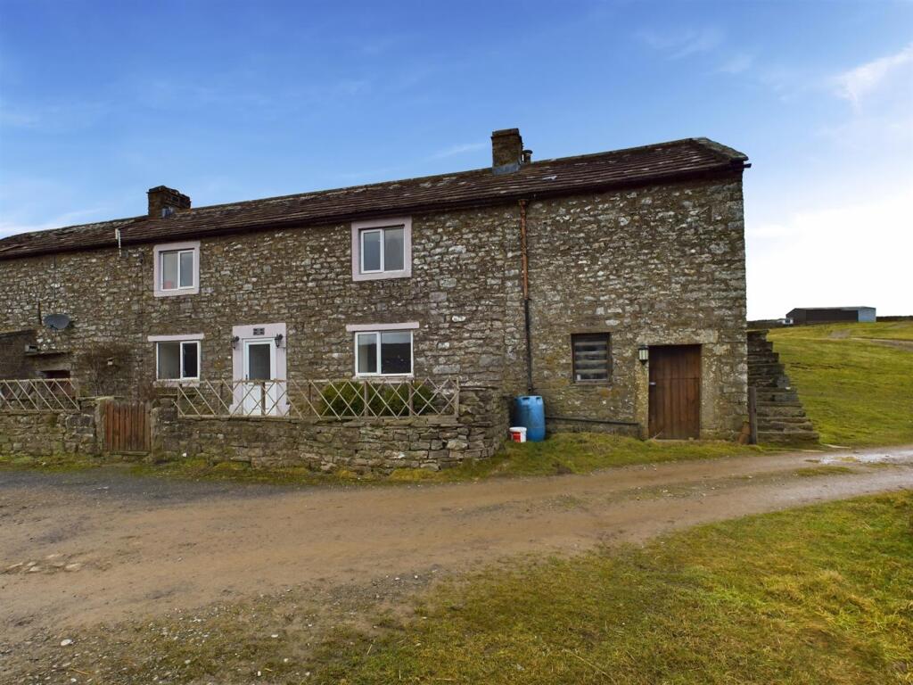 Main image of property: Low Faggergill Farm, Arkengarthdale, DL11 6RS