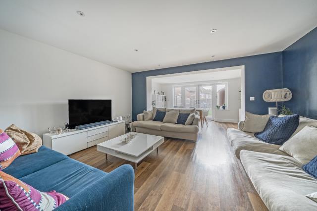 4-bed terraced on Cricketers Close, Bagshot, £615,000