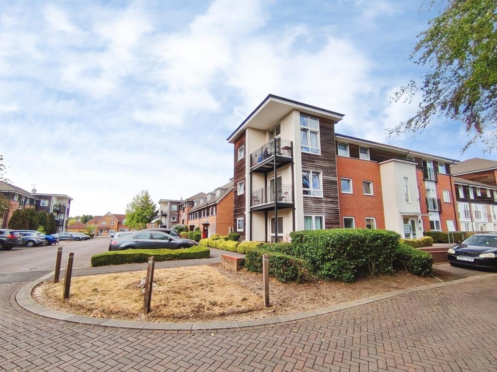 Main image of property: Meadow Way, Caversham, Reading